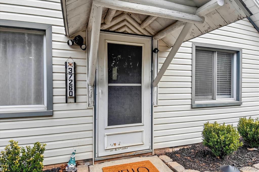 37260 Clio Street, Harrison Township, MI — Photo 4