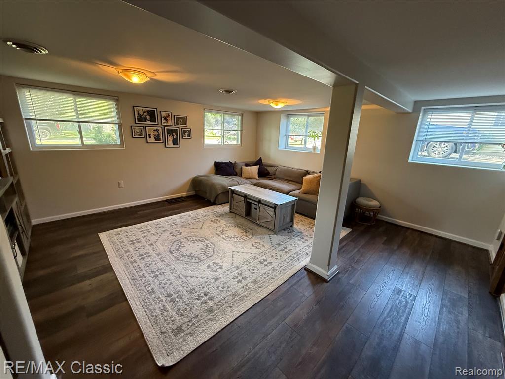 857 Panorama Drive, Milford, MI 48381 — Photo 7