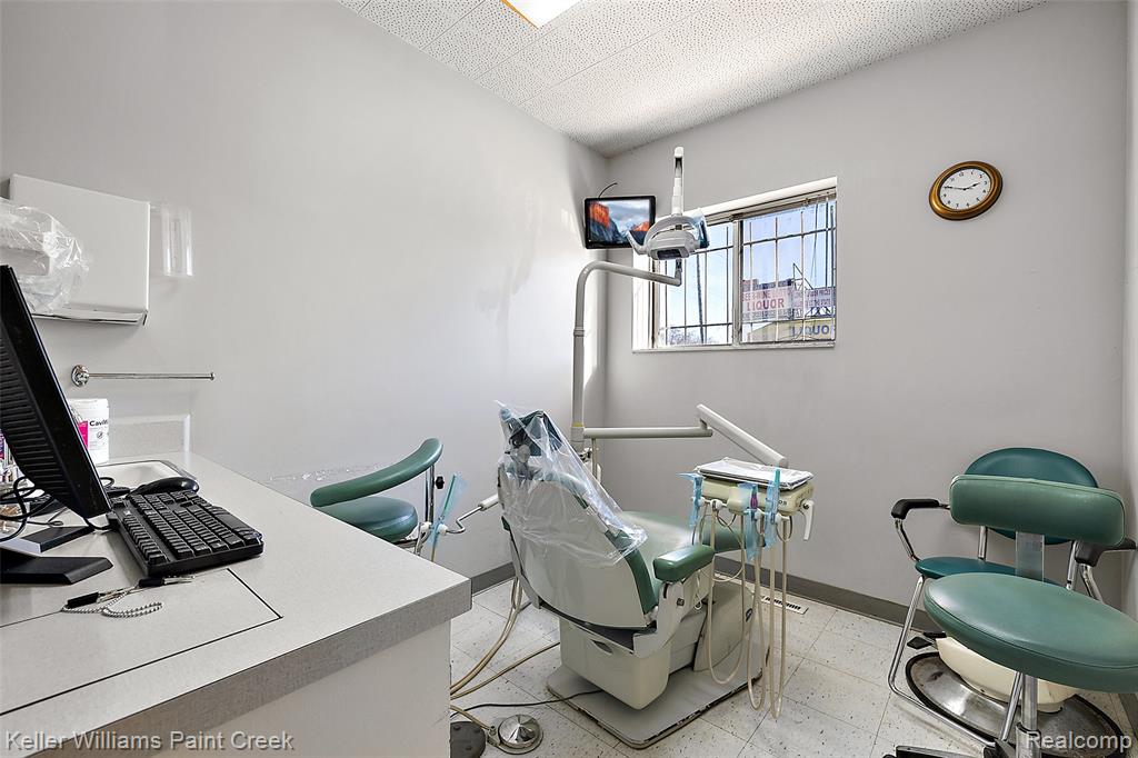16068 E 8 Mile Road, Detroit, MI 48205 — Photo 16