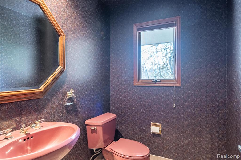 4435 OAK POINTE Drive, Brighton, MI 48116 — Photo 31