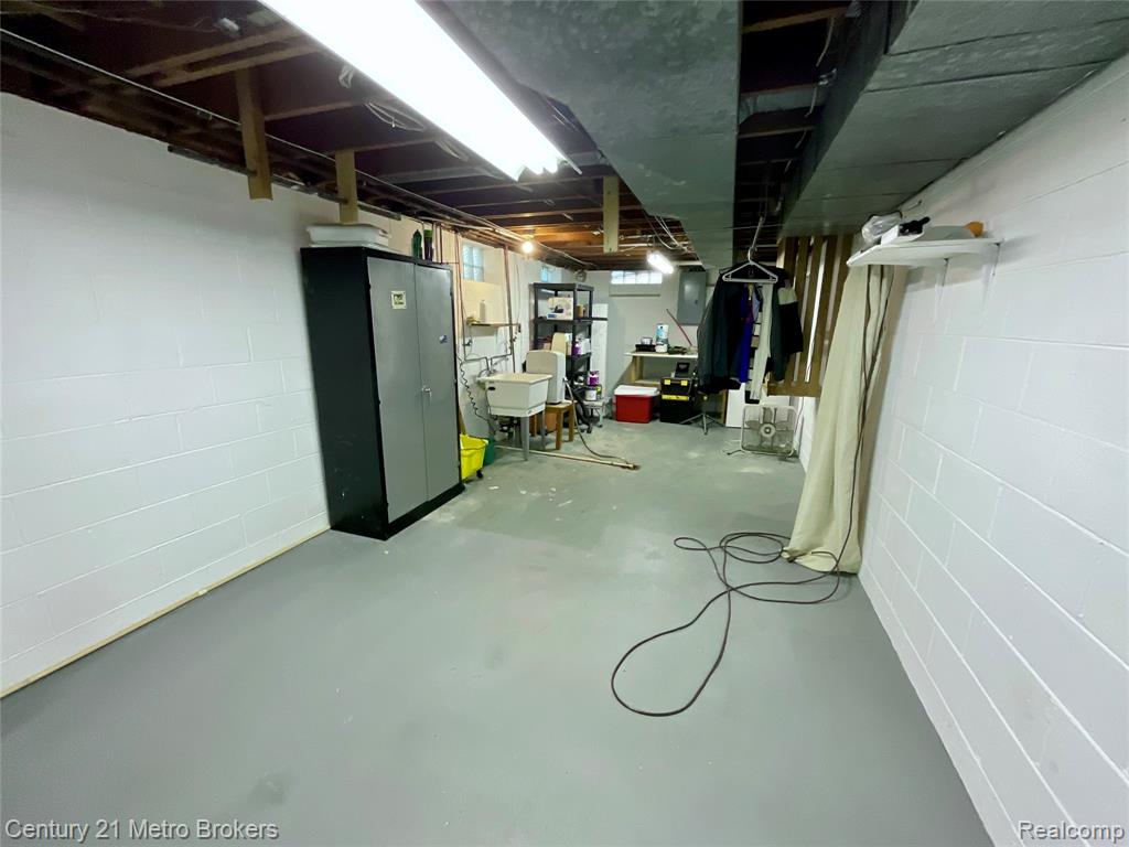 6010 N Seymour Road, Flushing, MI 48433 — Photo 44