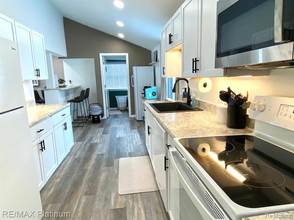 505 E FRANK Street, Fowlerville, MI 48836 — Photo 16
