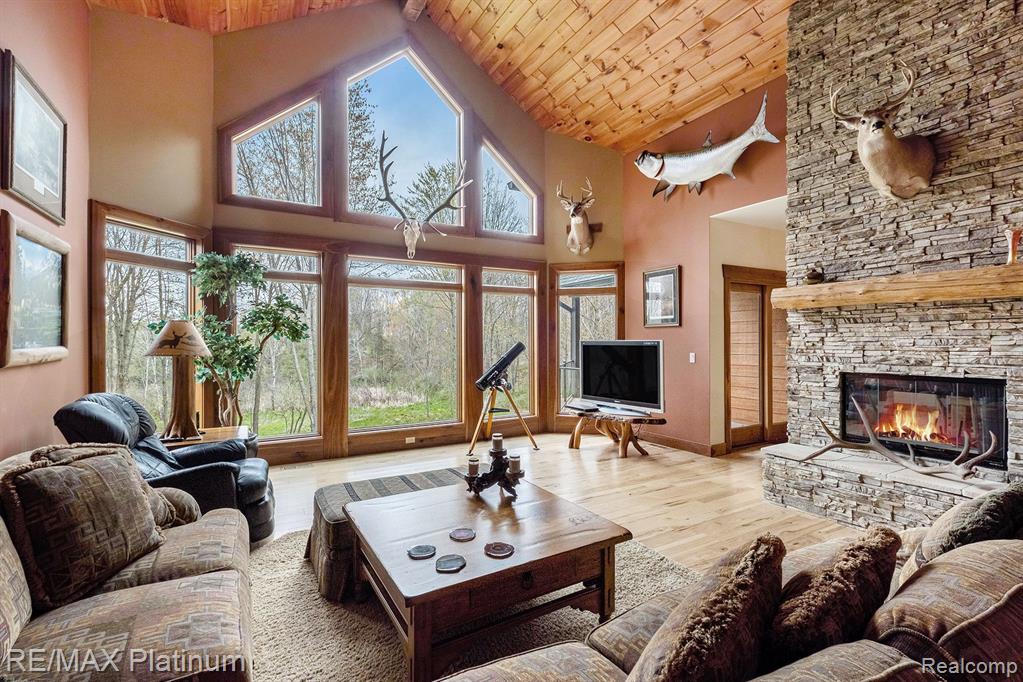 8200 EAGLE ROAD, Davisburg, MI 48350 — Photo 7