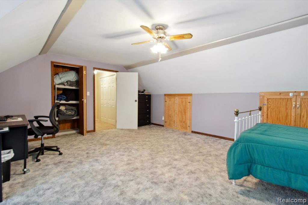 898 ROWLAND Road, Leonard, MI 48367 — Photo 37