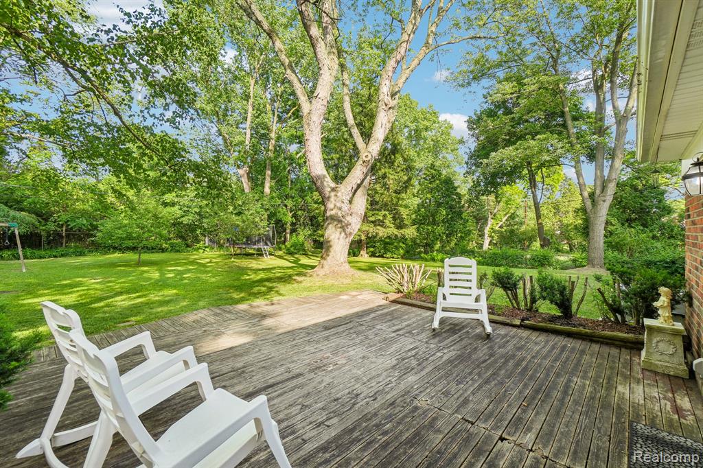 2675 Douglas Drive, Bloomfield Hills, MI 48304 — Photo 42