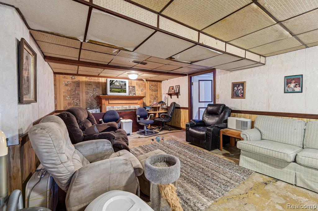 432 E FRANK Street, Fowlerville, MI 48836 — Photo 28
