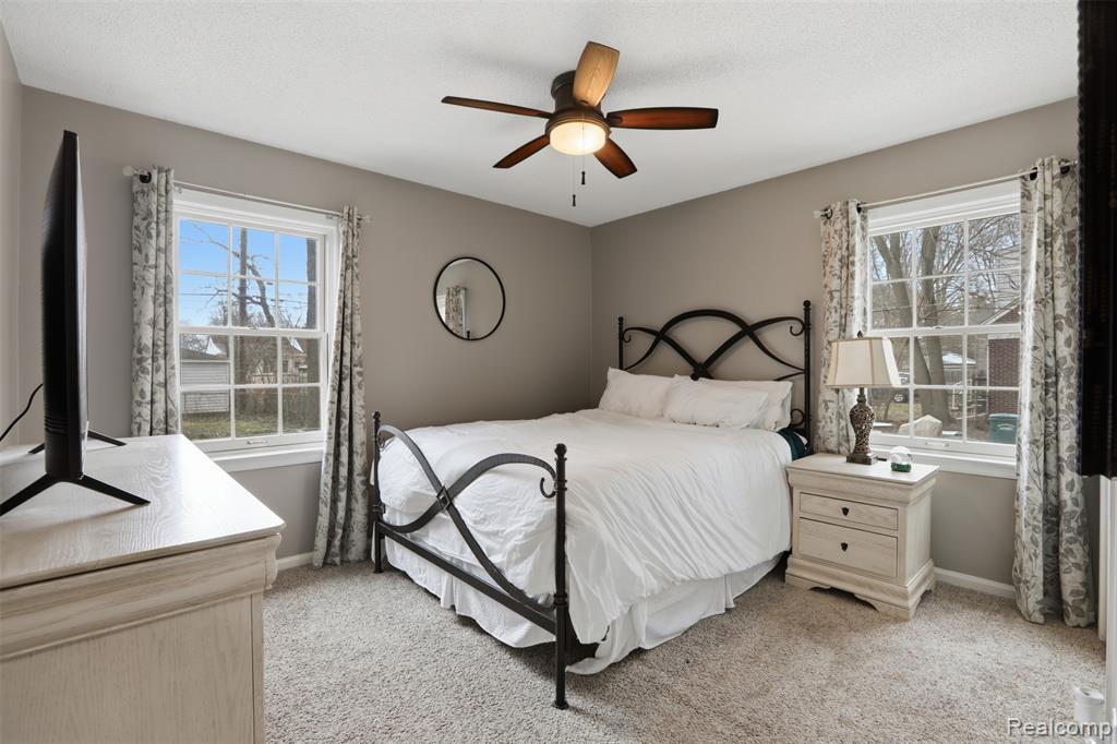 10814 Elgin Avenue, Huntington Woods, MI — Photo 15