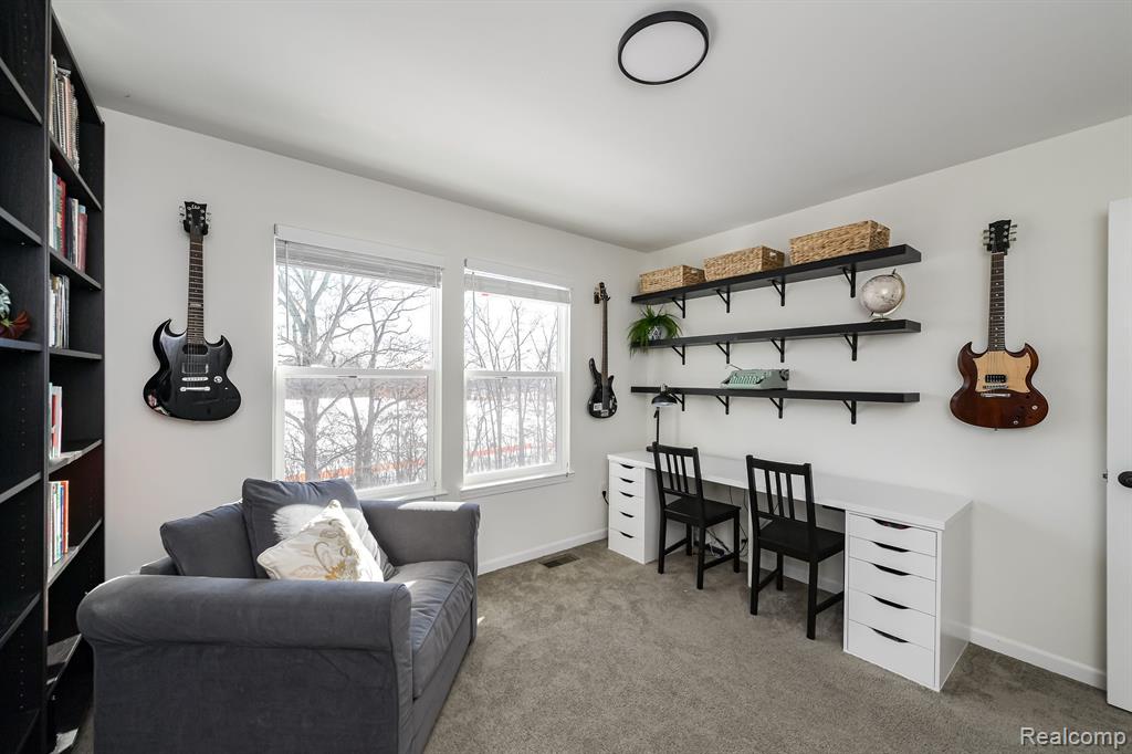 4314 ROLLING MEADOW Lane, Ypsilanti, MI 48197 — Photo 33