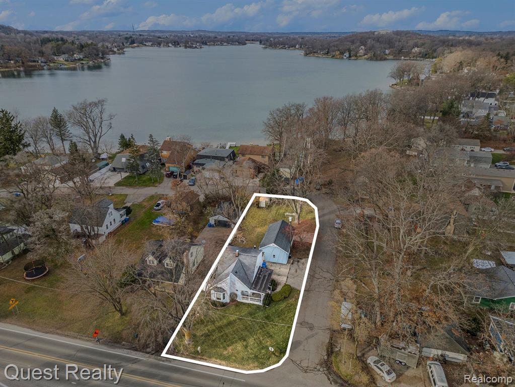 7000 WILLIAMS LAKE Road, Waterford, MI 48329 — Photo 28
