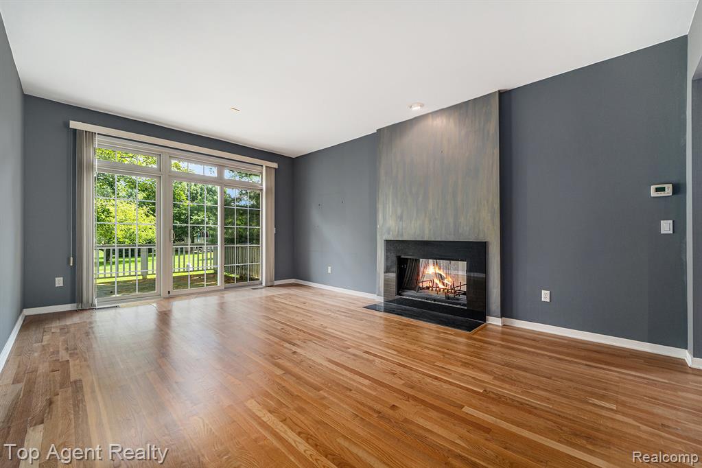 7369 Danbury Drive, West Bloomfield, MI — Photo 5