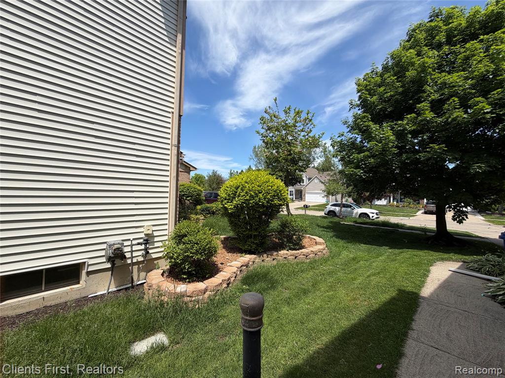 7043 Foxridge Drive, Canton, MI 48187 — Photo 47