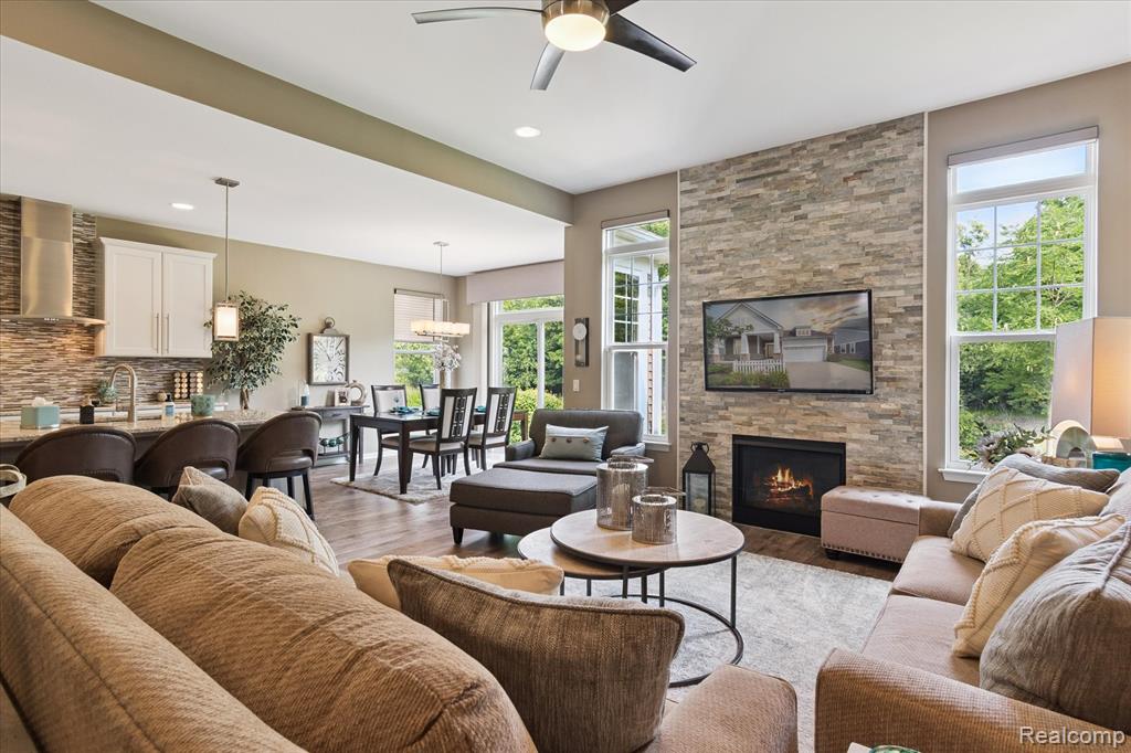 49276 Garden Lane, Canton, MI 48188 — Photo 11