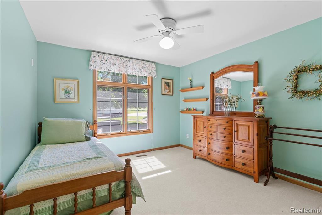 7319 Haverhill Court S, Canton, MI 48187 — Photo 12