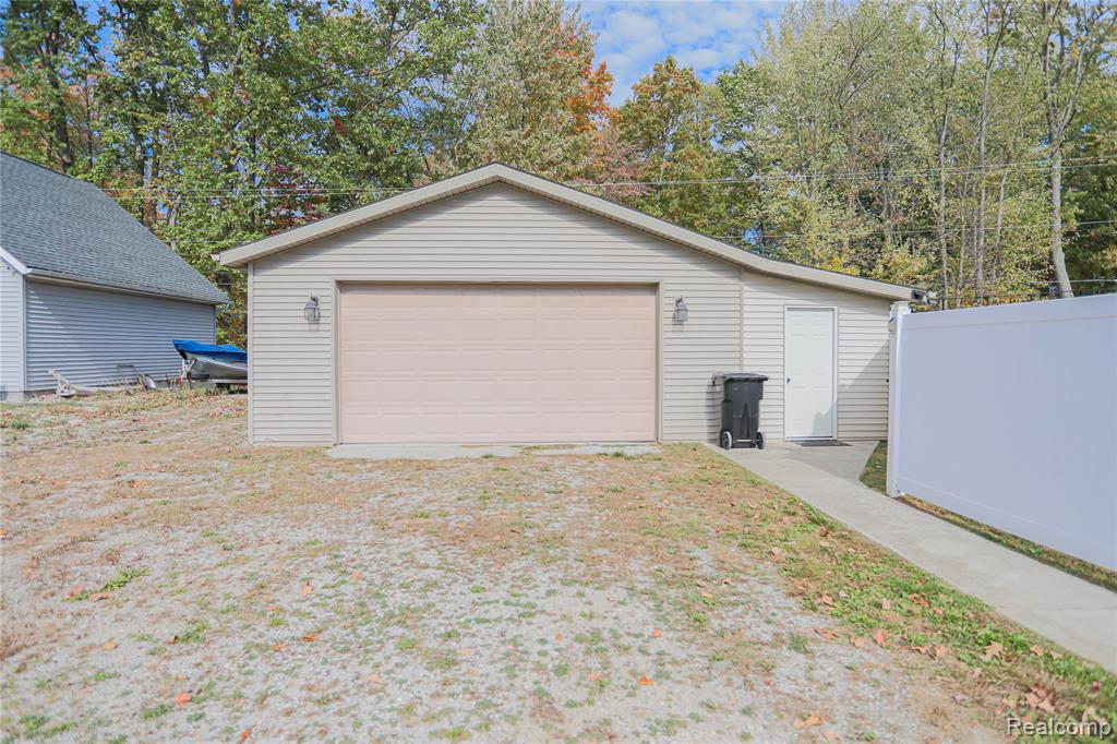 5230 Robinwood Drive, Clyde, MI 48049 — Photo 13