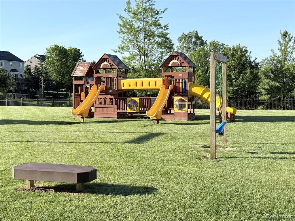4076 Ash Tree Lane, Howell, MI 48843 — Photo 42
