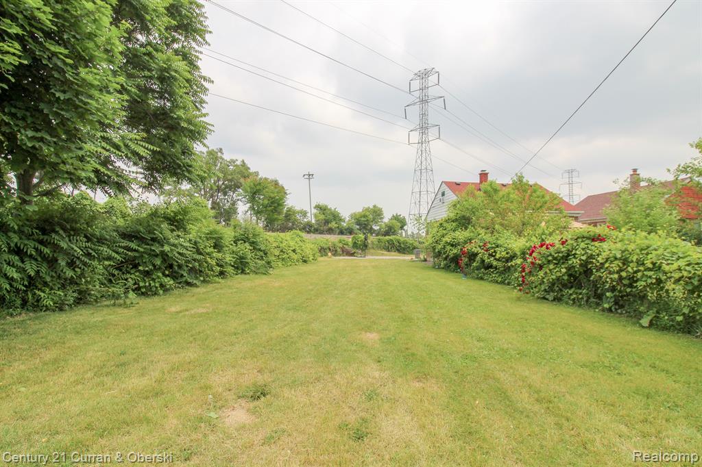 5861 BINGHAM Street, Dearborn, MI 48126 — Photo 5