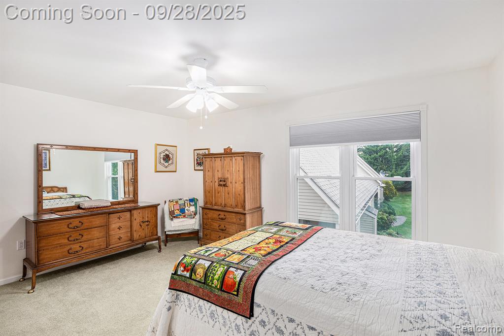 6138 Natures Cove, Grand Blanc, MI 48439 — Photo 18