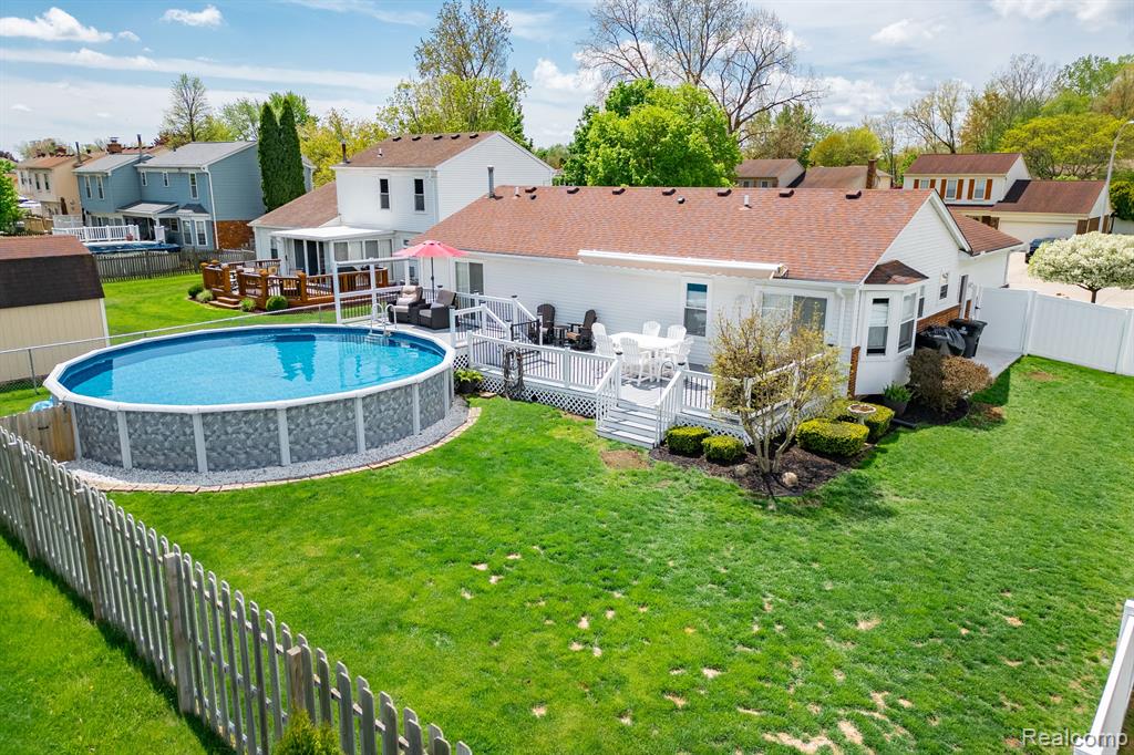 624 BEDFORD Drive, Westland, MI — Photo 33