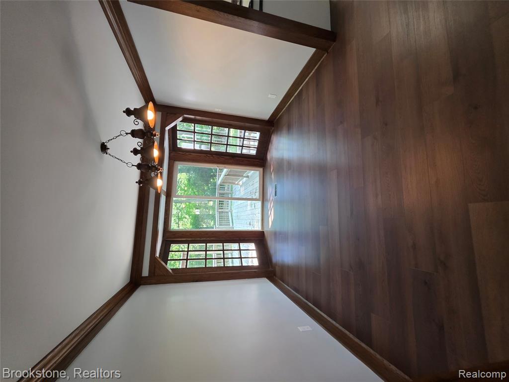 6499 Dalton Drive, Flushing, MI 48433 — Photo 6