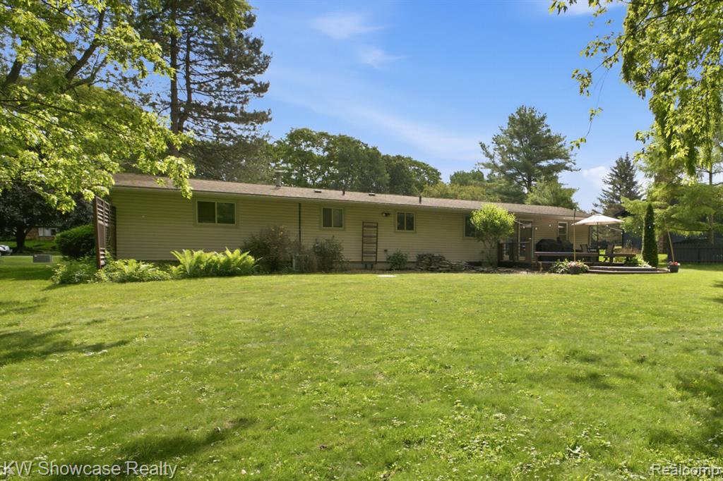 1659 Lockwood, Highland, MI 48356 — Photo 26