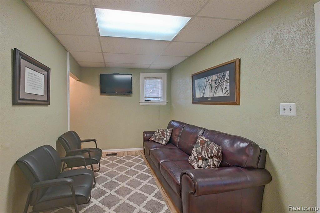 515 E GRAND RIVER Avenue, Howell, MI 48843 — Photo 25