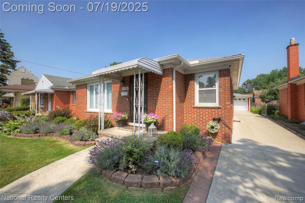 8126 Dale Street, Dearborn Heights, MI 48127 — Photo 5