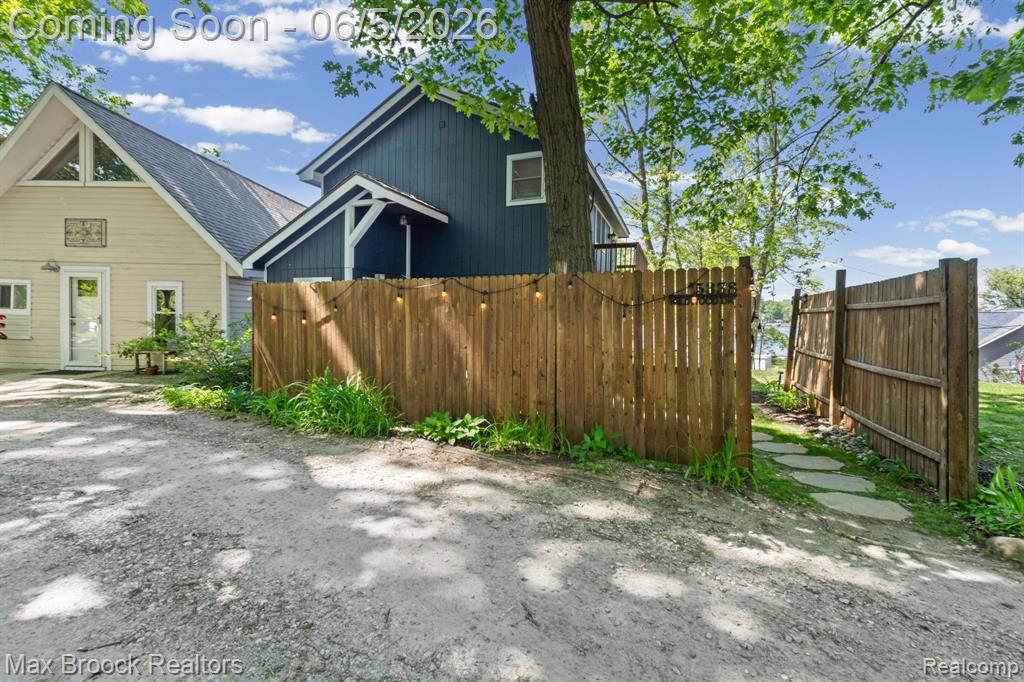 5338 Wildwood Drive, Howell, MI 48843 — Photo 27