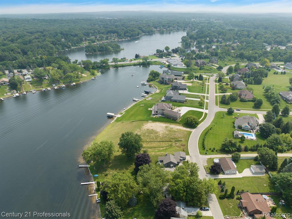 9986 KING Road, Davisburg, MI — Photo 22