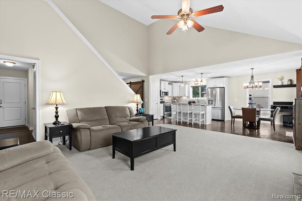 7803 Tipperary Trail, Fenton, MI 48430 — Photo 8