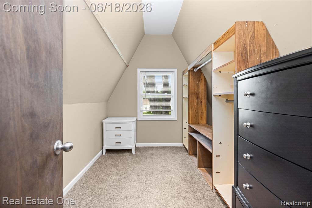 2275 Richwood Road, Auburn Hills, MI 48326 — Photo 34