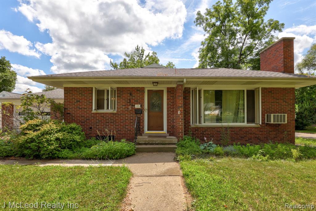 703 W Burnside Street, Caro, MI 48723 — Photo 4