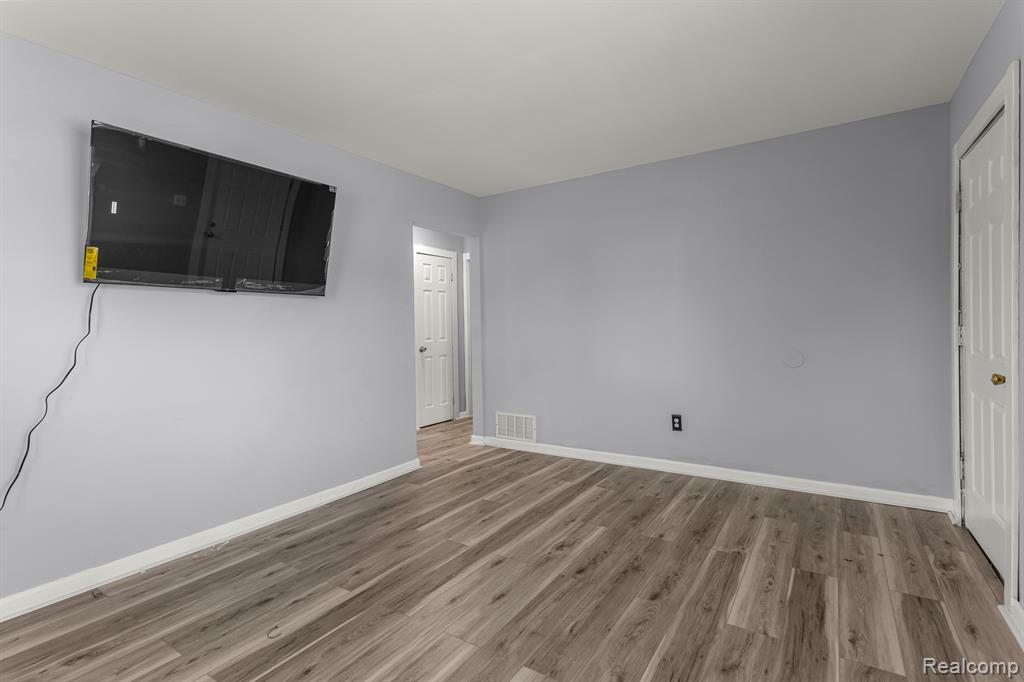 13452 TACOMA Street, Detroit, MI 48205 — Photo 6