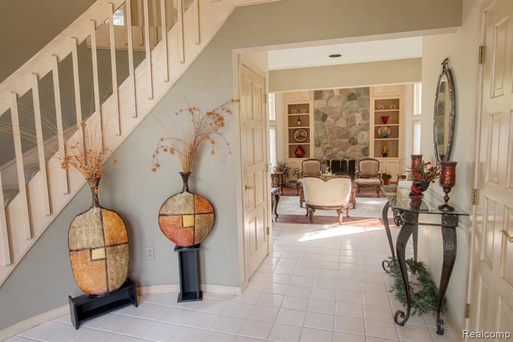 1305 Kings Pointe Road, Grand Blanc, MI 48439 — Photo 56
