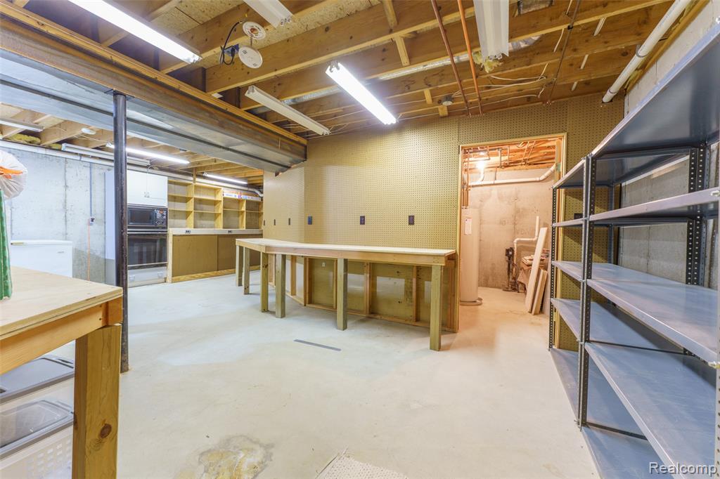 9516 Placid Way, Howell, MI 48843 — Photo 31
