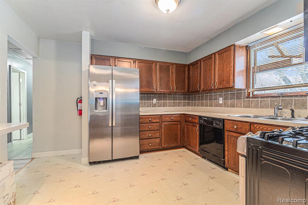 6191 Rawsonville Road, Van Buren, MI 48111 — Photo 11