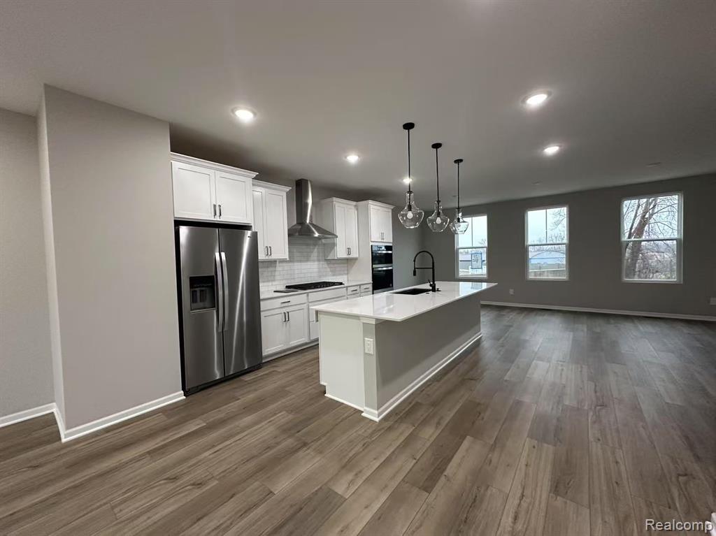 43111 Atwood Avenue, Novi, MI — Photo 4