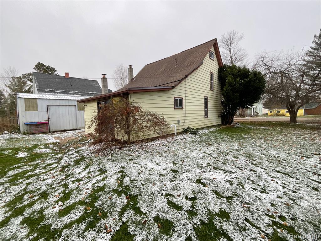 4530 EAST Road, Leonard, MI 48367 — Photo 4