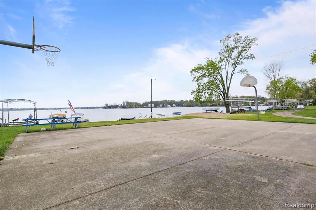 10281 GROVE Drive, Whitmore Lake, MI 48189 — Photo 7