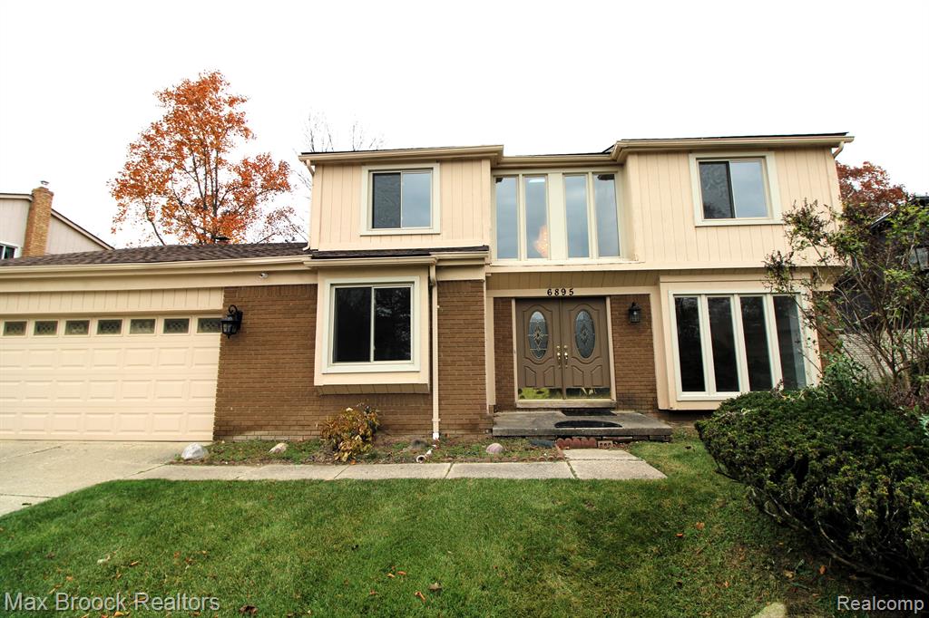 6895 INDIAN CREEK Drive, West Bloomfield, MI