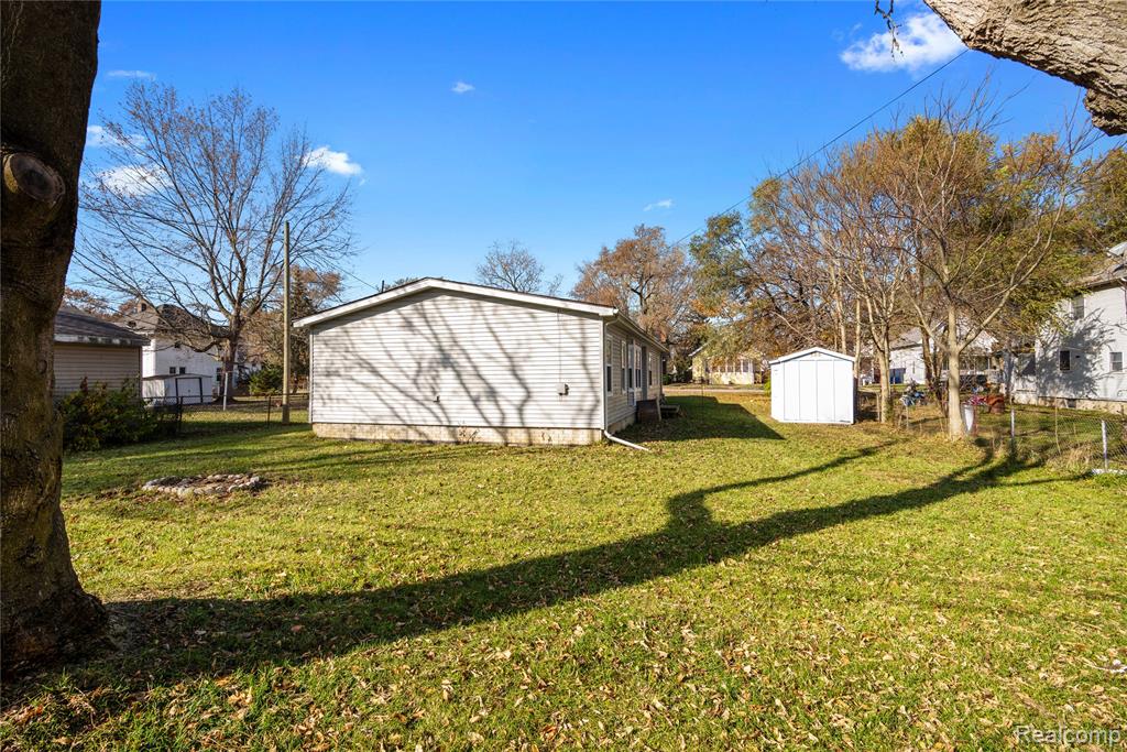 825 Smith Street, Monroe, MI 48161 — Photo 25