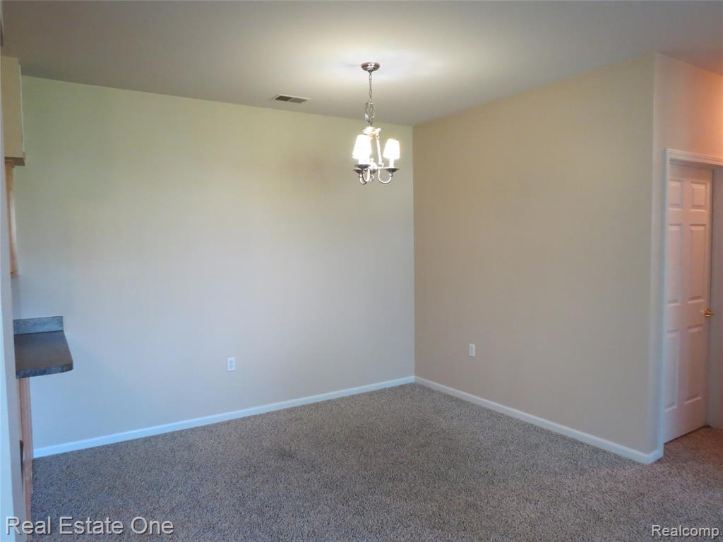 3153 Kneeland Circle, Howell, MI 48843 — Photo 10