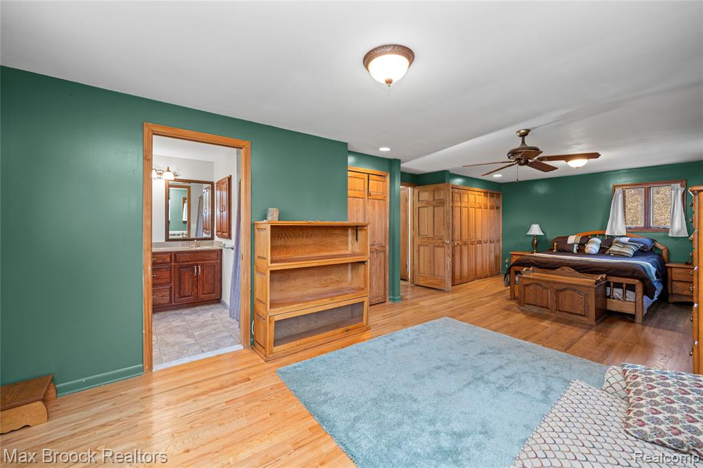 6335 Thorneycroft Drive, Shelby Twp, MI 48316 — Photo 30