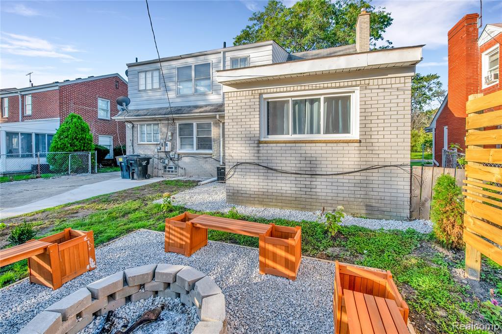 580 Alter Road, Detroit, MI 48215 — Photo 7