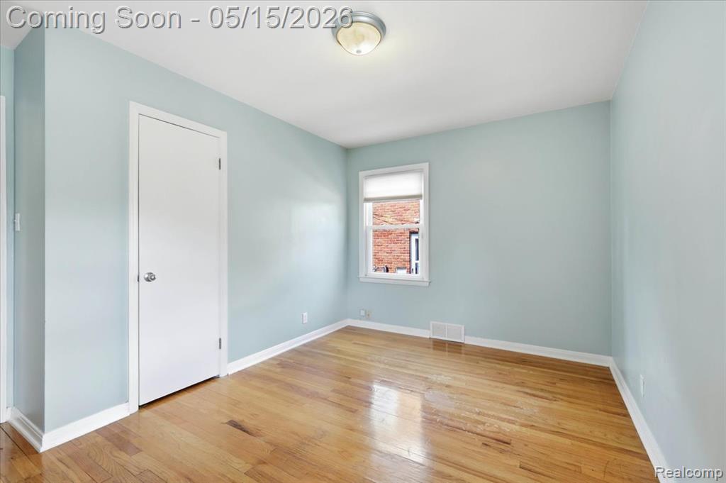 23200 Forest Street, Oak Park, MI 48237 — Photo 16