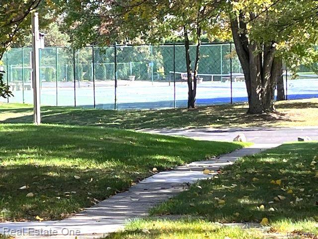 1610 S HILL Circle, Bloomfield Hills, MI 48304 — Photo 11