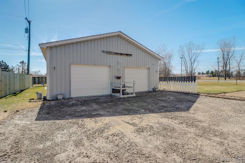 526 W MILL Street, Capac, MI 48014 — Photo 27