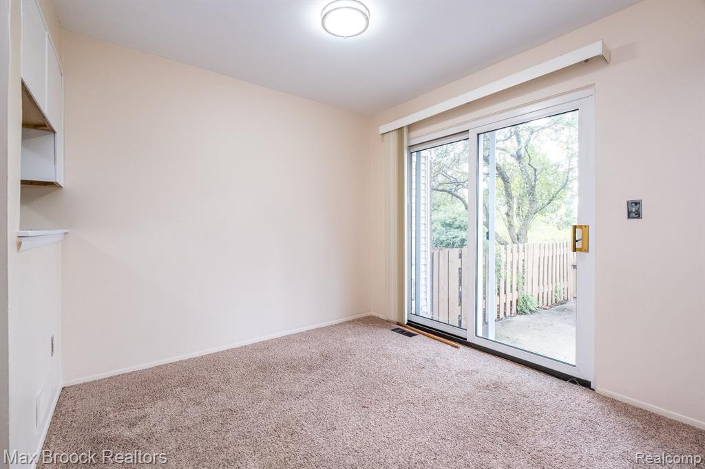 1829 BRENTWOOD Drive, Troy, MI 48098 — Photo 10