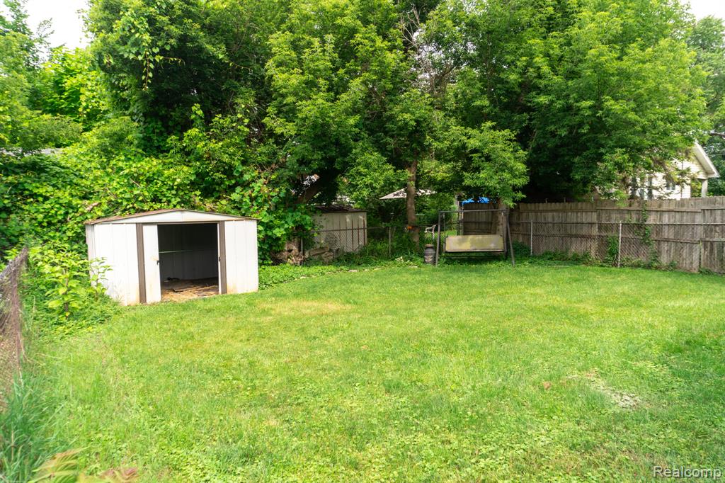 4410 Brunswick Avenue, Flint, MI 48507 — Photo 36