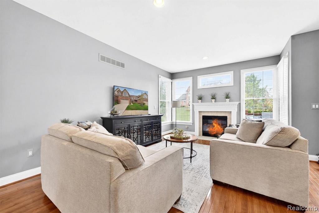 44872 Broadmoor Circle S, Northville, MI 48168 — Photo 10