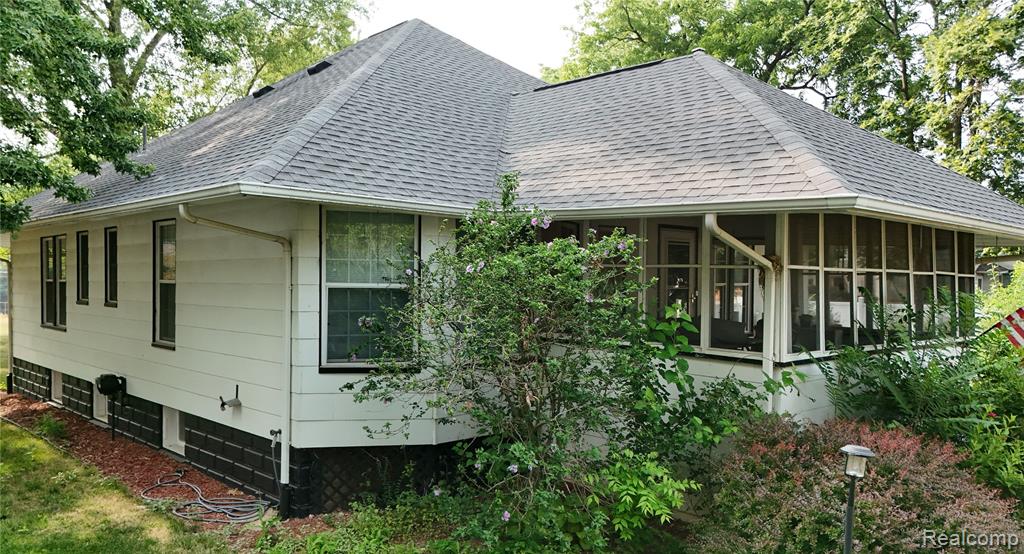 118 Commercial Street, Chesaning, MI 48616 — Photo 3